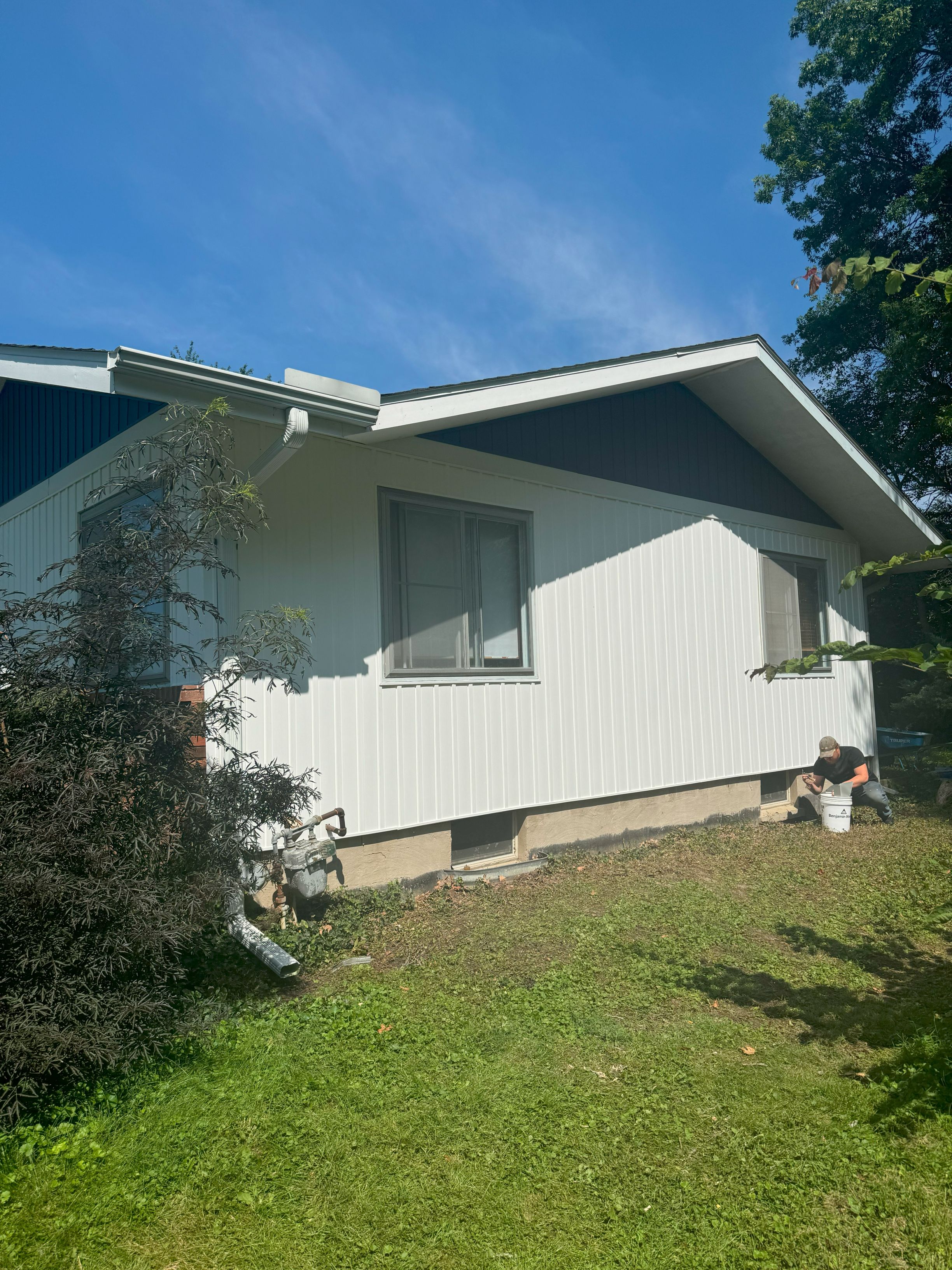 New white and blue accent siding